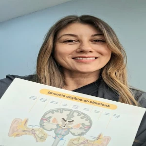 Luciana Dias Fonoaudiologia | Fonoaudióloga PAC | Audiometria | Terapia em cabine
