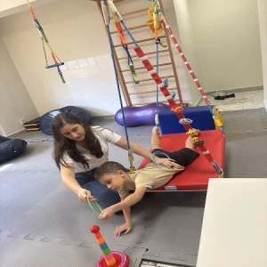 Clínica Ápice Desenvolvimento Infantil (Terapia Ocupacional)