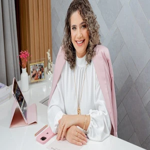 Danielle Papote Nutricionista em Saúde da Mulher, Gestante e Materno-Infantil