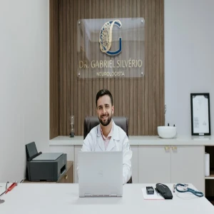 Neurologista Guarapuava - Dr. Gabriel Silvério