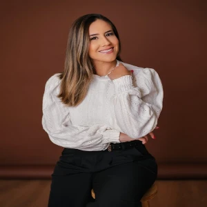 Isabela Gibello - Fonoaudiologia