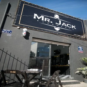 Mr. Jack Barbearia adulto, infantil e espectro autista em Porto Alegre
