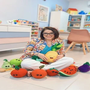 Clínica de fonoaudiologia Espaço Brincando & Aprendendo | Dra. Estela Maris - Fonoaudióloga Infantil
