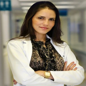 Dra. Giselle Theotonio é especialista no tratamento das dores de cabeça e em neuromodulação