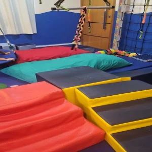 Espaço + InterAção - Terapia infantil especializada