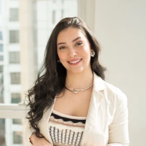 Laura Araujo - Advogada