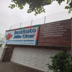 Instituto Júlio César