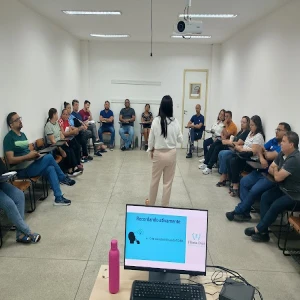 Flávia Dias Psicopedagoga