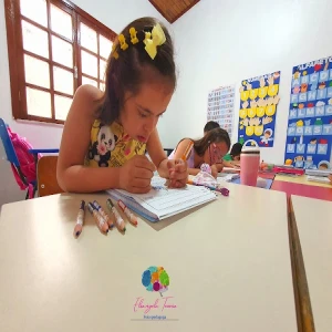 Psicopedagoga Elisangela Teixeira. Terapeuta da Aprendizagem.