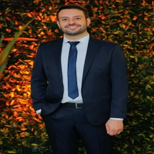 Dr. Rafael Arruda