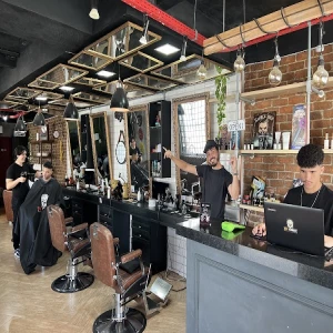 Red Monkey Barbearia