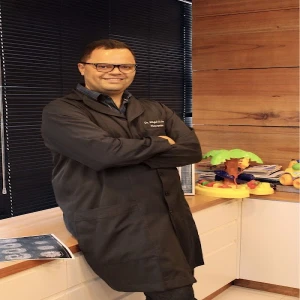 Dr. Kligiel Vatutim - Neuropediatra em Blumenau