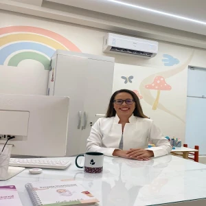 Adryelli Joicy Brito | Nutricionista Infantil e Pediátrica