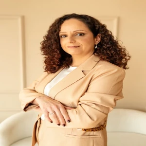 Dra. Katiane Souza