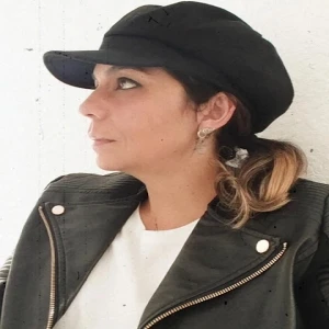 Dra Aline Garrido fonogarrido