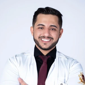 Dr. Túlio Carneiro - Especialista em Odontologia para pacientes com necessidades especiais e sedação com óxido nitroso
