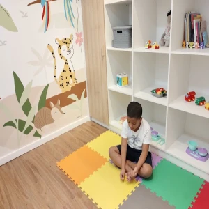 Dra Janaína Gabriella , Neuropediatra