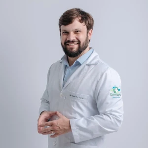 Dr. Pedro Henrique de Lara Leite, Neurologista