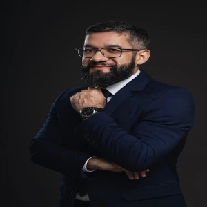 Dr. Alan Chester | Neurologista, com expertise em Cefaleias.