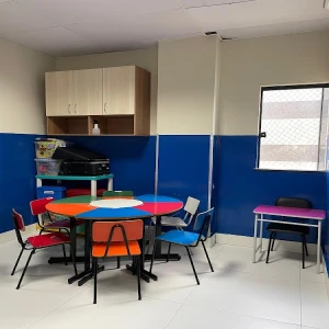 CRETA - Centro de Referência no Tratamento de Autismo e Outros Transtornos