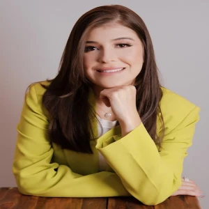 Larissa Carvalho | Fonoaudióloga Rio Verde