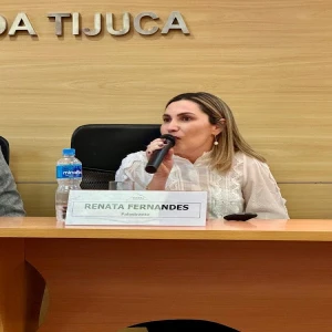 Dra. Renata Fernandes - Direito Médico e da Saúde - Niterói