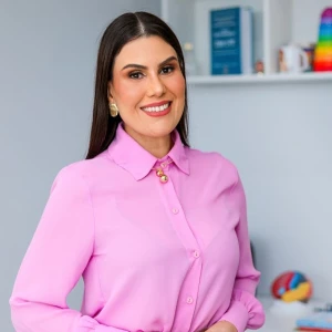 Dra. Maiana Agnes - Pediatra em Goiânia | Tratamento de TDAH infantil | Pediatra Especialista em Autismo | AUTISMO | TDAH