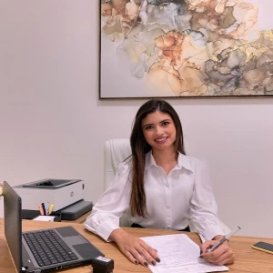 Dra. Amanda de Oliveira P.