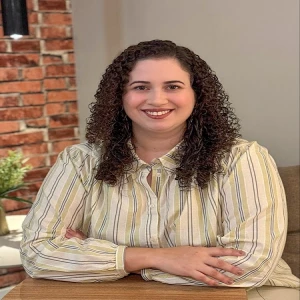 Dra Larissa Torres - Neurologista Infantil