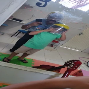 CLINICA ESCOLA MUNDO AUTISTA