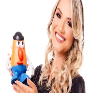 Adriele Meneses - Fonoaudióloga Infantil