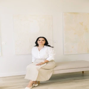 Dra. Isabela Souza - Neurologista e Eletroneuromiografia