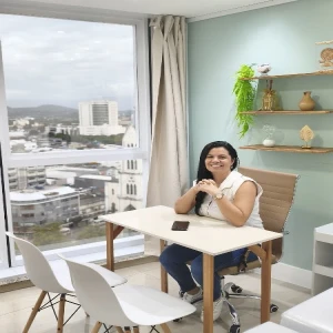 Dr. Andreia Duarte de Carvalho