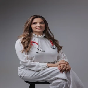 Dra. Marcela Batista Miranda - Pediatra e Alergista Pediátrica