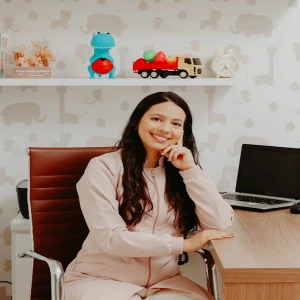 Poliana Hirata Nutricionista Materno Infantil