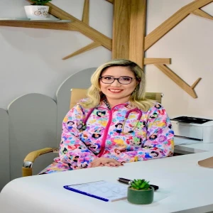 Dra Gyselle Santos - Pediatra