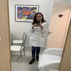 Pediatra Débora Golart