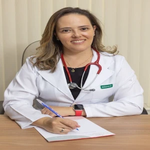 Dra. Camila Lara Rocha - pediatra