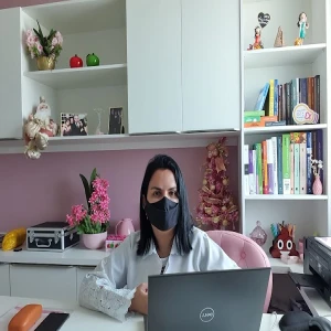 Adriane Lopes - Nutricionista para mulheres: emagrecimento, saúde da mulher e modulação intestinal - Belém/PA