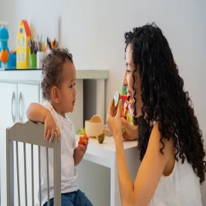 Valkiria Assis - Nutricionista Materno Infantil