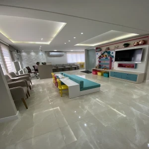 Crescer - Instituto de Pediatria
