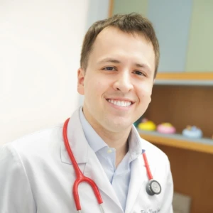 Dr. Tales Vicente Scheide - Pediatra