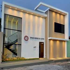 ESPAÇO QUEIROZ DE CASTRO