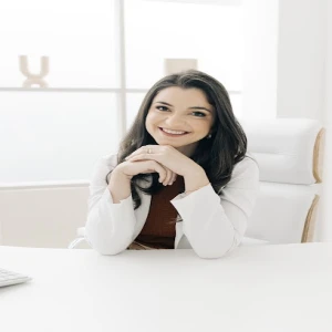 Dra Réssica Miranda