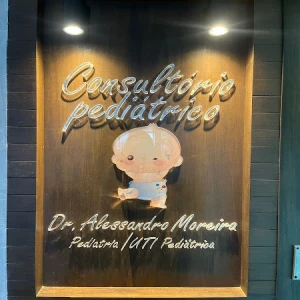 Consultório Pediátrico Dr. Alessandro Moreira