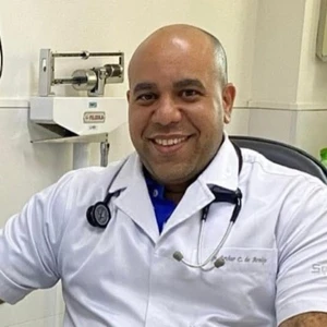 Dr. Arthur Campos de Araujo