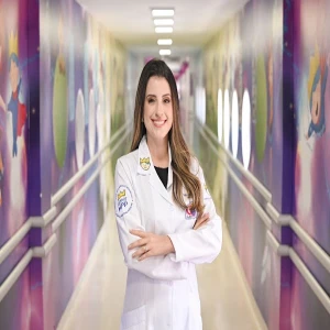 Dra. Rafaela Tedesco - Pediatra Curitiba
