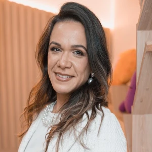 Dra. Aline Mota | Pediatra RJ | Consulta Infantil | Atendimento em Domicílio