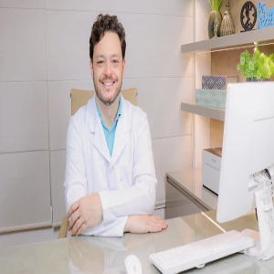 Dr. Camilo Azeredo
