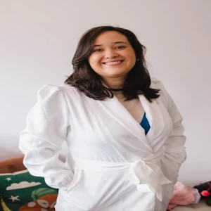 Dra. Caroline Vilas Boas - Pediatra - Salvador/BA